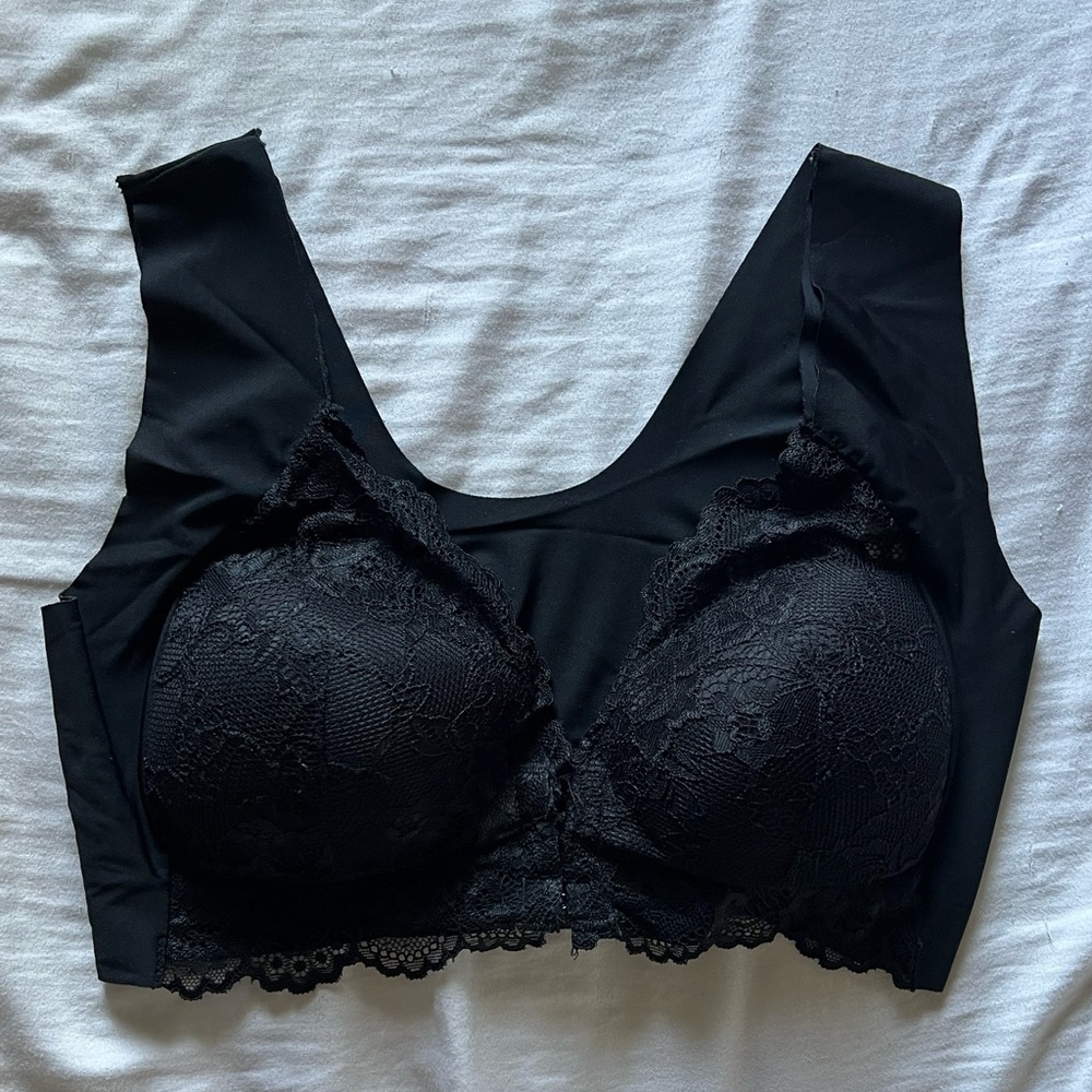 Black Lace Bralette No Underwire